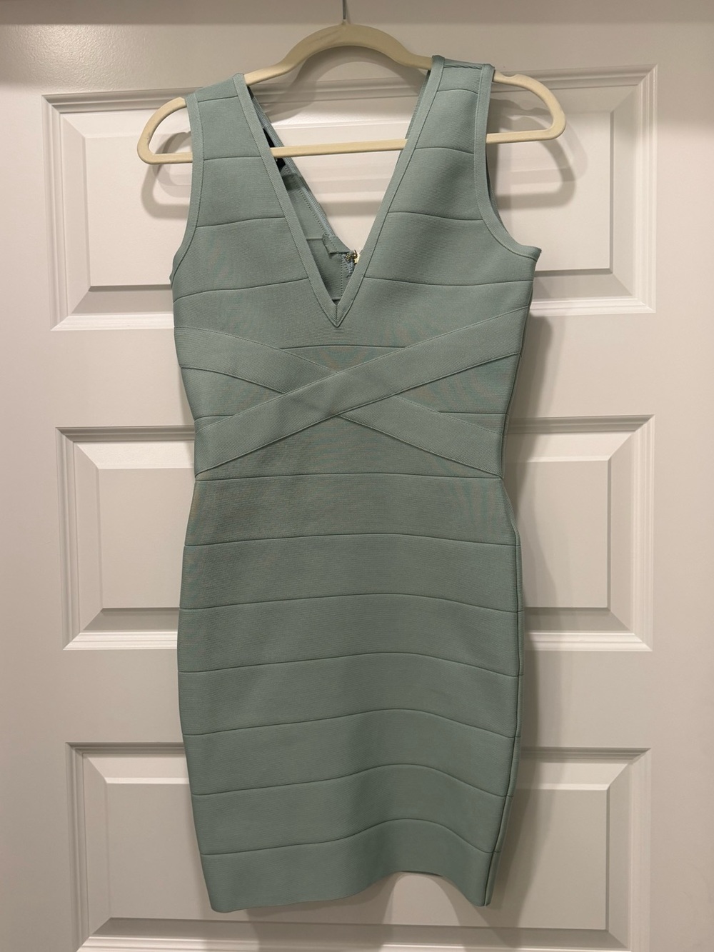 Bebe Mint Green V-neck Bandage Mini Dress Size Small